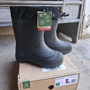 NWT Kids Kamik Snowbuster1 Black Snow Boots Sz. 1